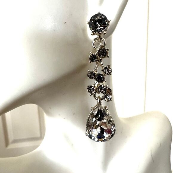 Rhinestone drop post earrings - Picture 2 of 6